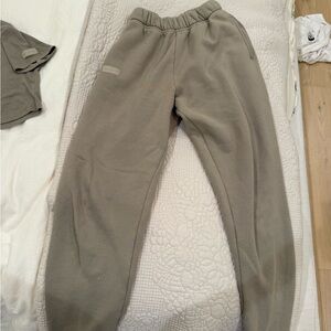 SET Active Taupe sweatpants, bra, & top